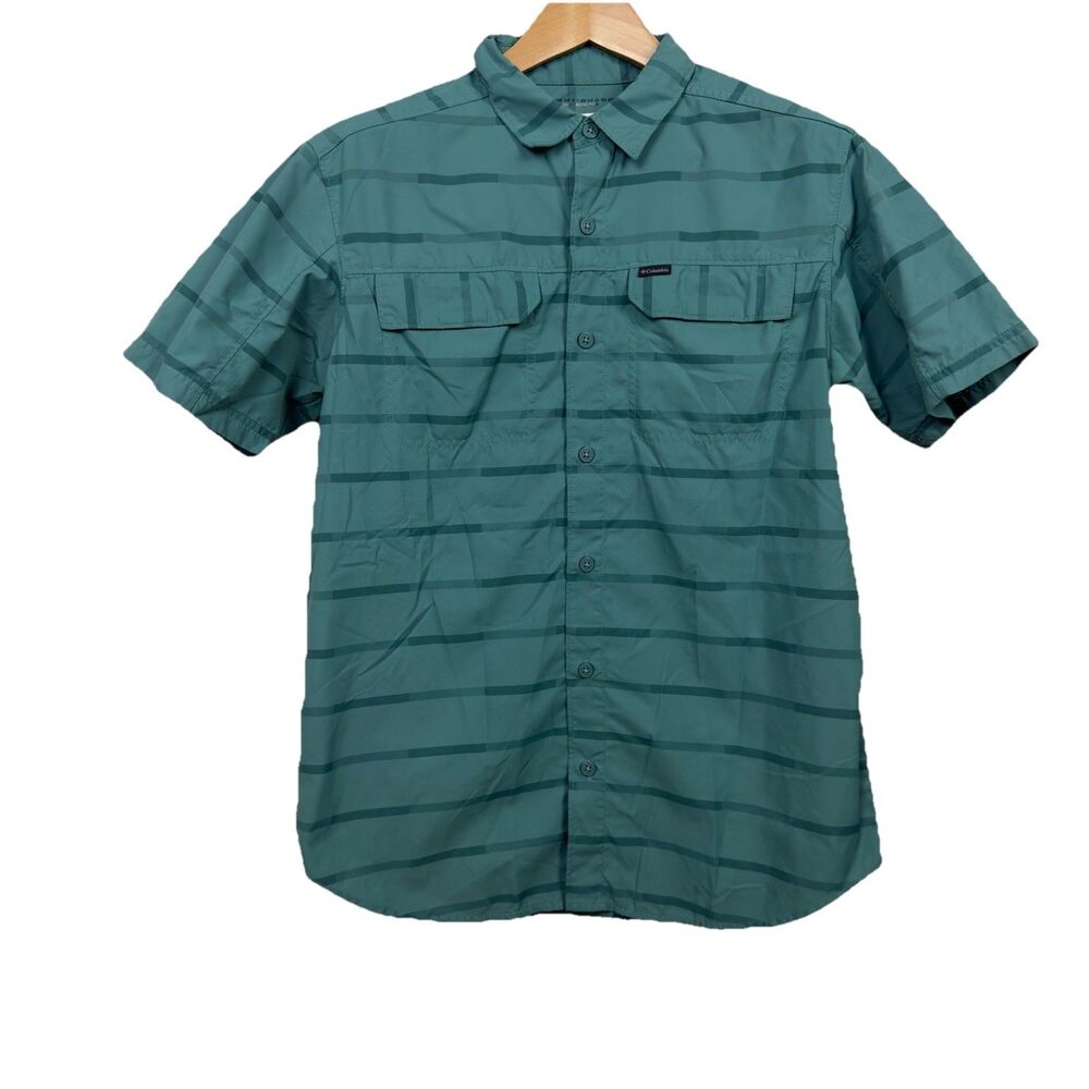 Columbia Omni Shade Mens M Wicking Vented Short Sleeve Hiking Shirt Green Nylon